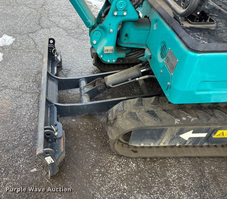 image for item ER0320 2020 Sunward SWE18UF mini excavator