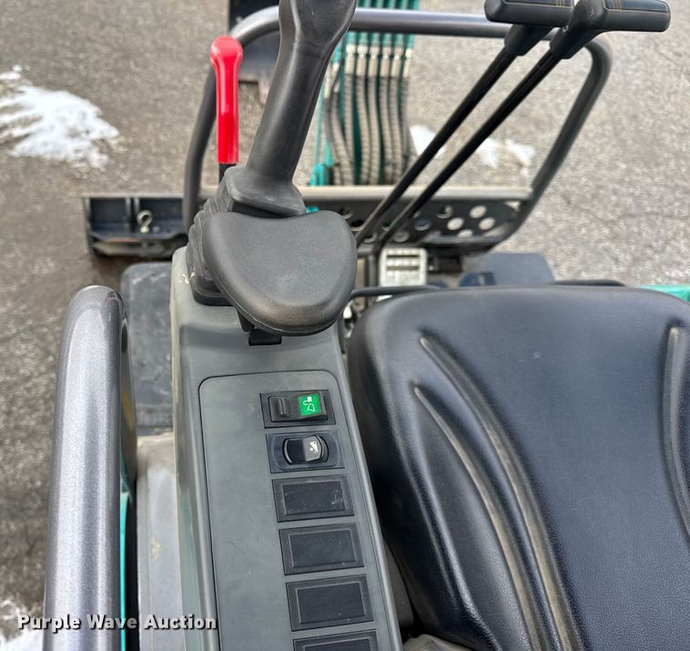 image for item ER0320 2020 Sunward SWE18UF mini excavator