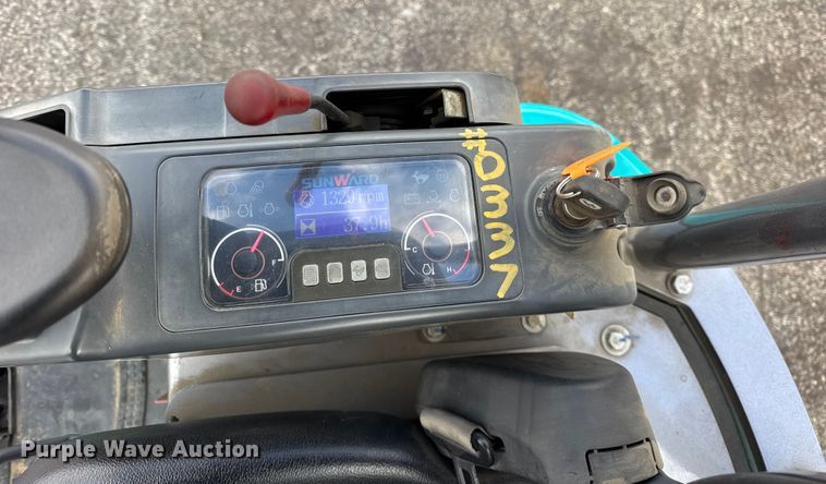 image for item ER0320 2020 Sunward SWE18UF mini excavator