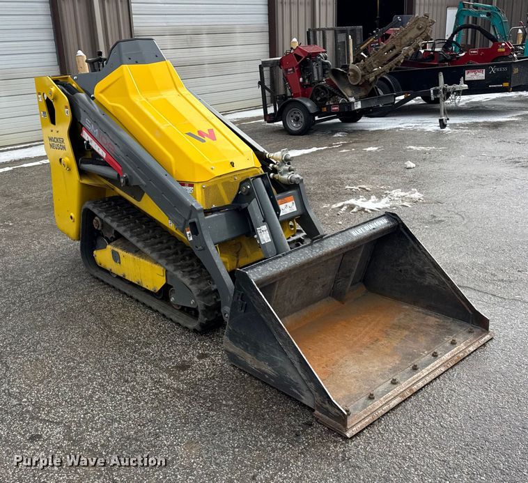 image for item ER0321 2022 Wacker Neuson SM100 compact utility loader