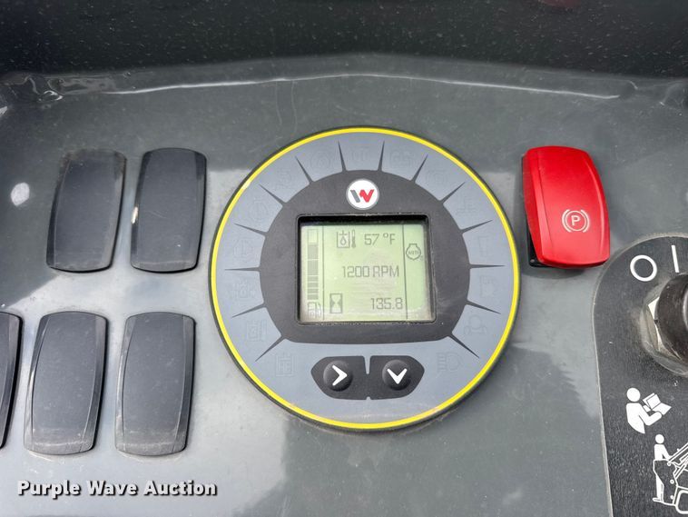 image for item ER0321 2022 Wacker Neuson SM100 compact utility loader