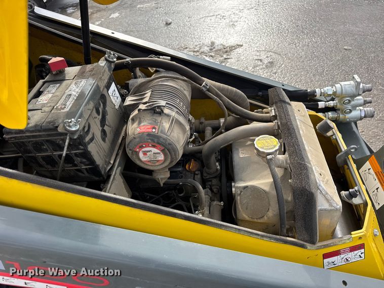 image for item ER0321 2022 Wacker Neuson SM100 compact utility loader