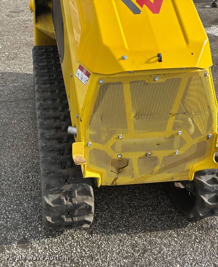 image for item ER0321 2022 Wacker Neuson SM100 compact utility loader
