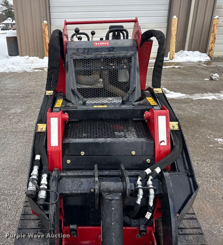 image for item ER0322 2023 Toro Dingo TX1000 compact utility loader