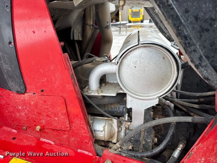 image for item ER0322 2023 Toro Dingo TX1000 compact utility loader