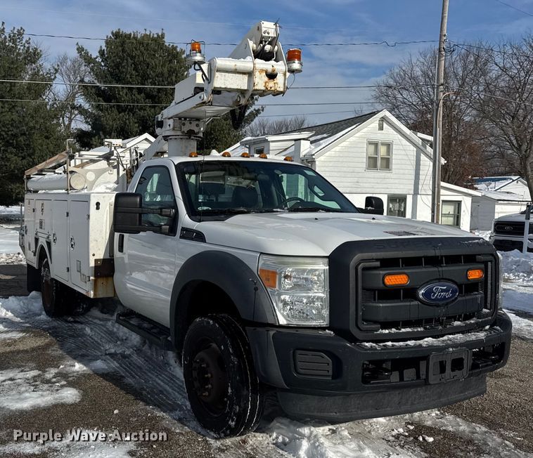 image for item ER0324 2014 Ford F450 Super Duty bucket truck