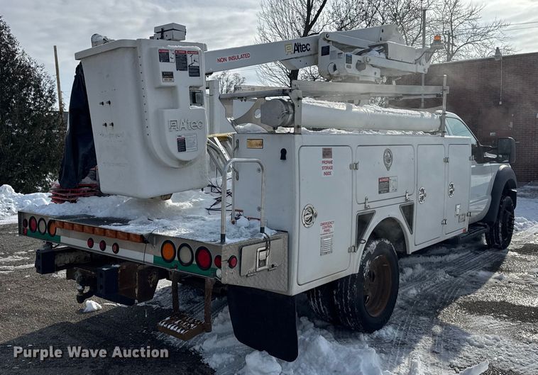 image for item ER0324 2014 Ford F450 Super Duty bucket truck