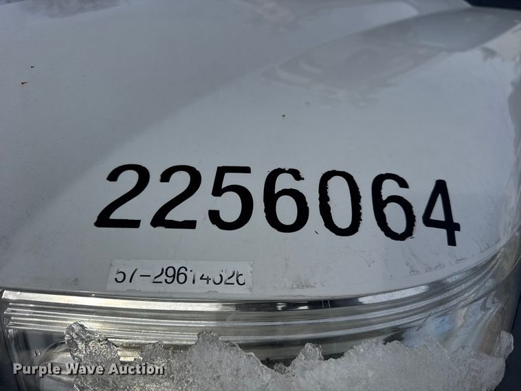 image for item ER0324 2014 Ford F450 Super Duty bucket truck