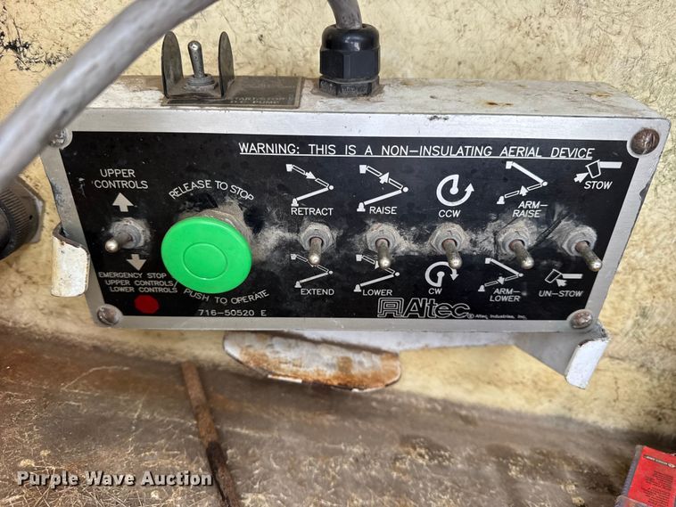 image for item ER0324 2014 Ford F450 Super Duty bucket truck