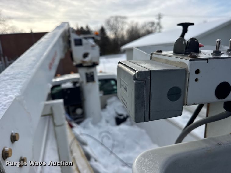 image for item ER0324 2014 Ford F450 Super Duty bucket truck