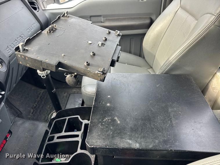 image for item ER0324 2014 Ford F450 Super Duty bucket truck