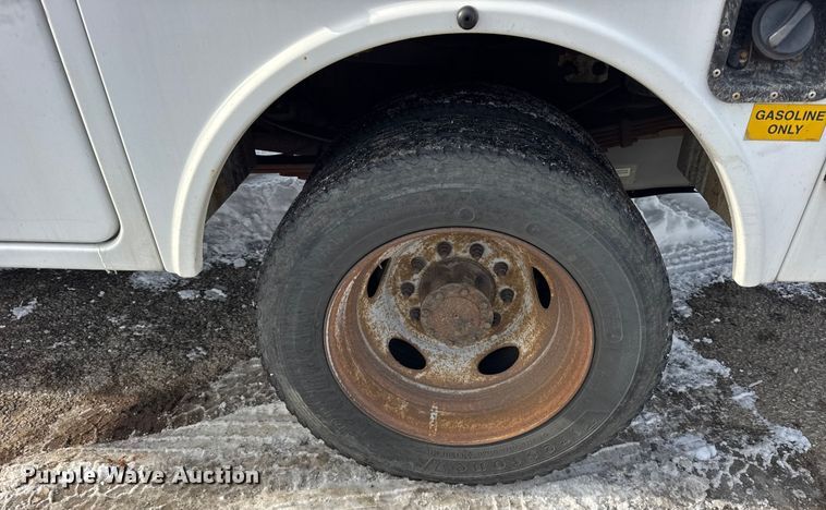 image for item ER0324 2014 Ford F450 Super Duty bucket truck