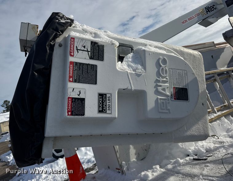 image for item ER0325 2012 Ford F450 Super Duty bucket truck