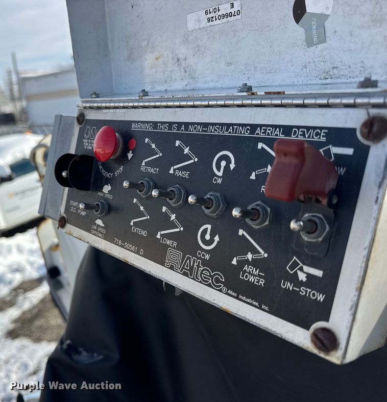 image for item ER0325 2012 Ford F450 Super Duty bucket truck