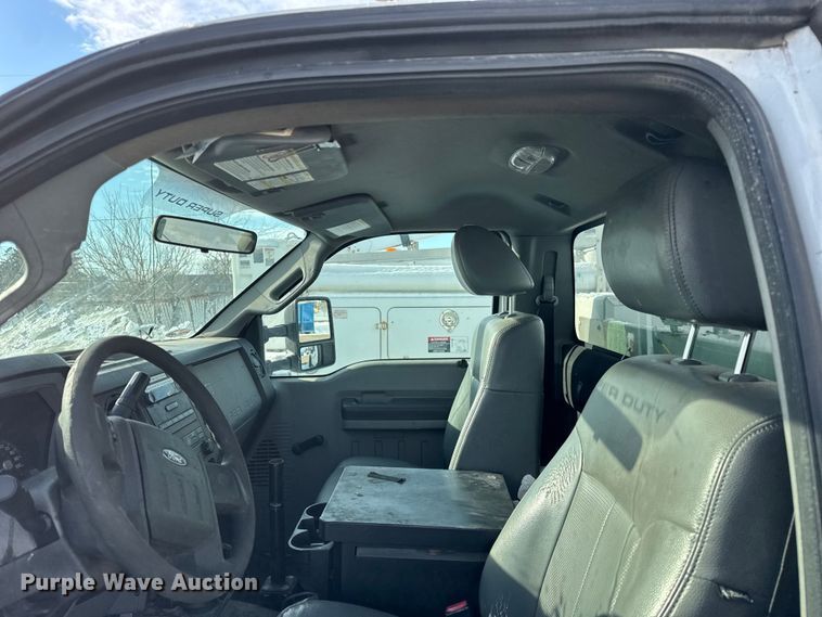 image for item ER0325 2012 Ford F450 Super Duty bucket truck