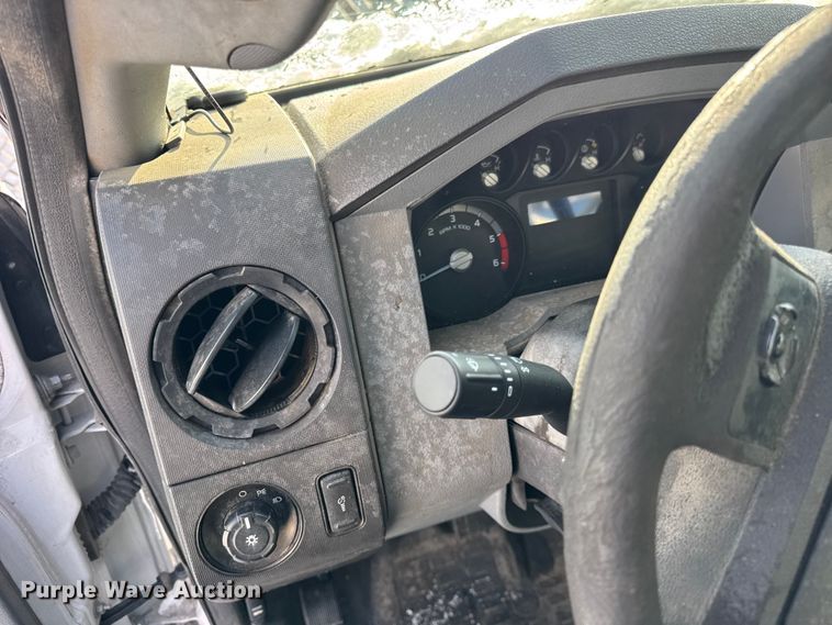 image for item ER0325 2012 Ford F450 Super Duty bucket truck