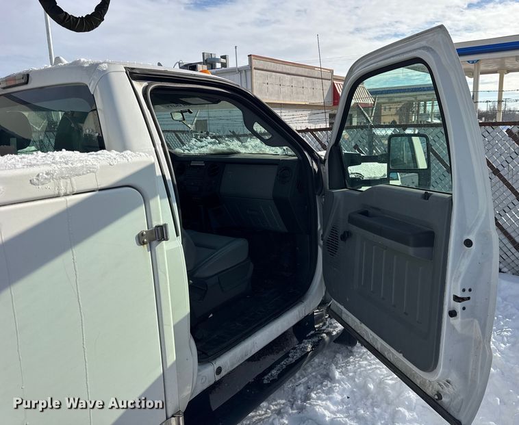 image for item ER0325 2012 Ford F450 Super Duty bucket truck