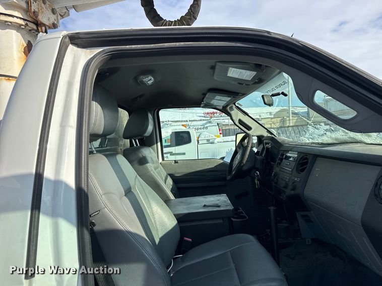 image for item ER0325 2012 Ford F450 Super Duty bucket truck