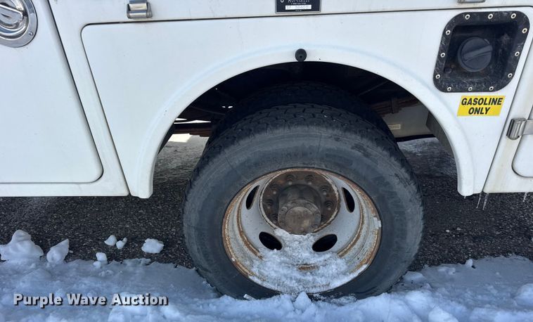 image for item ER0325 2012 Ford F450 Super Duty bucket truck