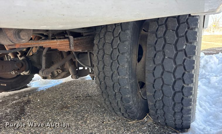 image for item ER0325 2012 Ford F450 Super Duty bucket truck