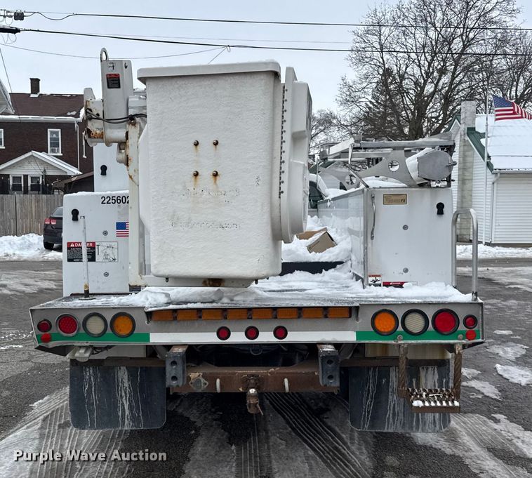 image for item ER0326 2014 Ford F450 Super Duty bucket truck