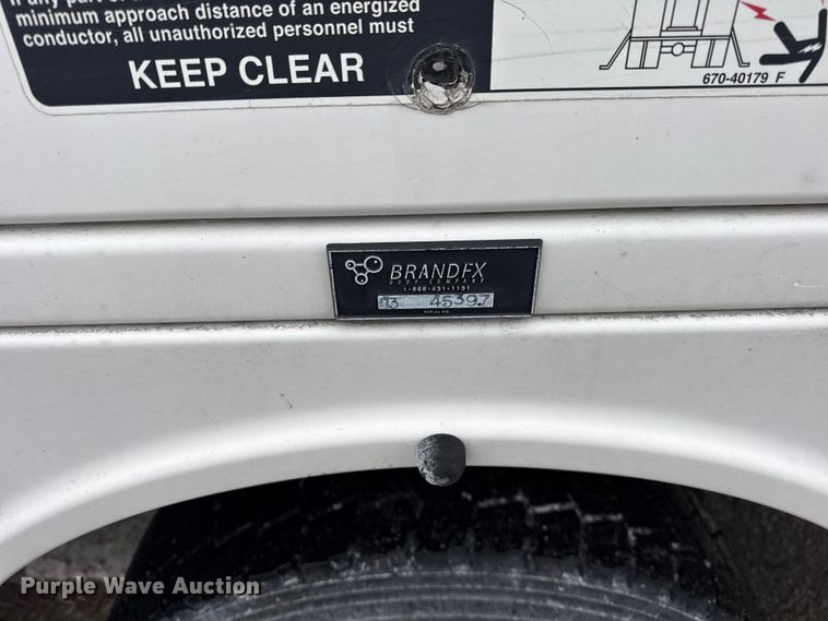 image for item ER0326 2014 Ford F450 Super Duty bucket truck