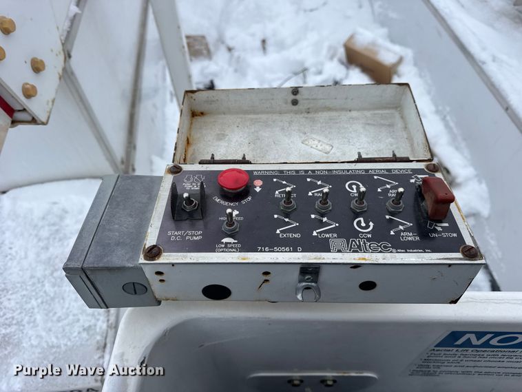 image for item ER0326 2014 Ford F450 Super Duty bucket truck