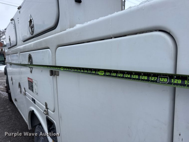 image for item ER0326 2014 Ford F450 Super Duty bucket truck