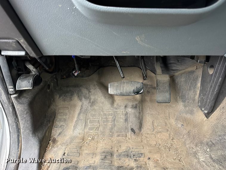 image for item ER0326 2014 Ford F450 Super Duty bucket truck