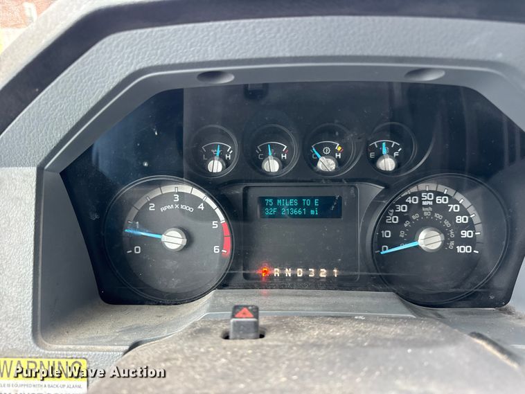 image for item ER0326 2014 Ford F450 Super Duty bucket truck