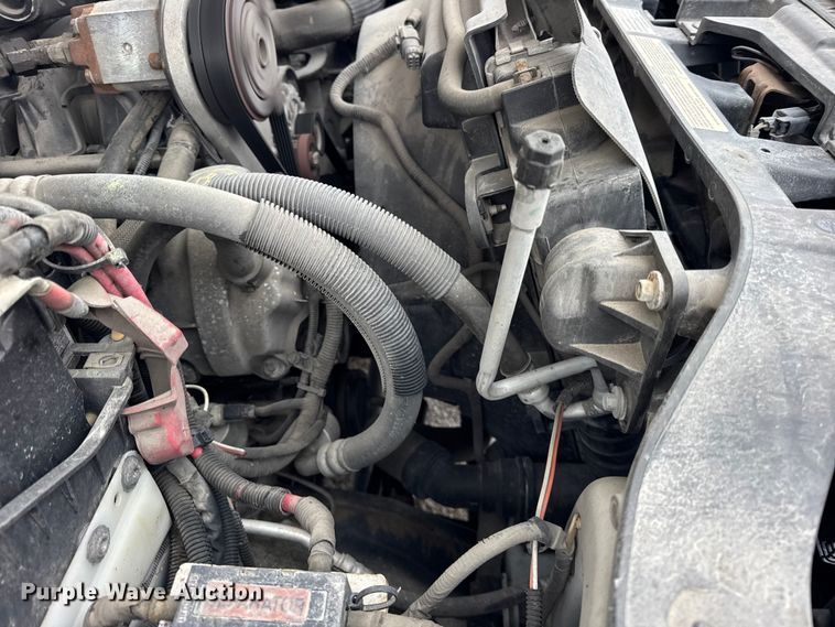 image for item ER0326 2014 Ford F450 Super Duty bucket truck