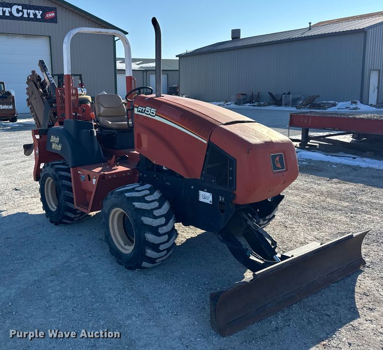 image for item ER0327 2007 Ditch Witch RT55 trencher