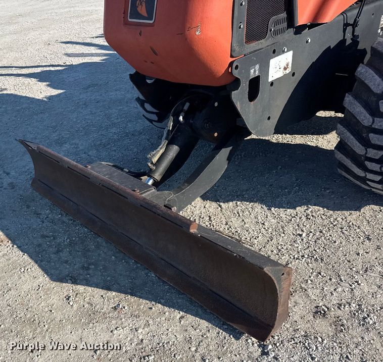 image for item ER0327 2007 Ditch Witch RT55 trencher