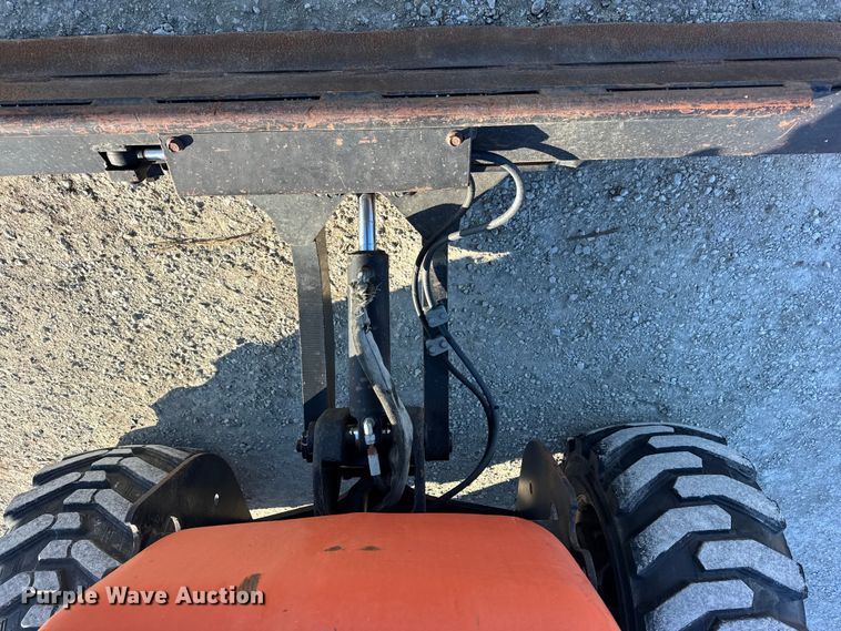 image for item ER0327 2007 Ditch Witch RT55 trencher