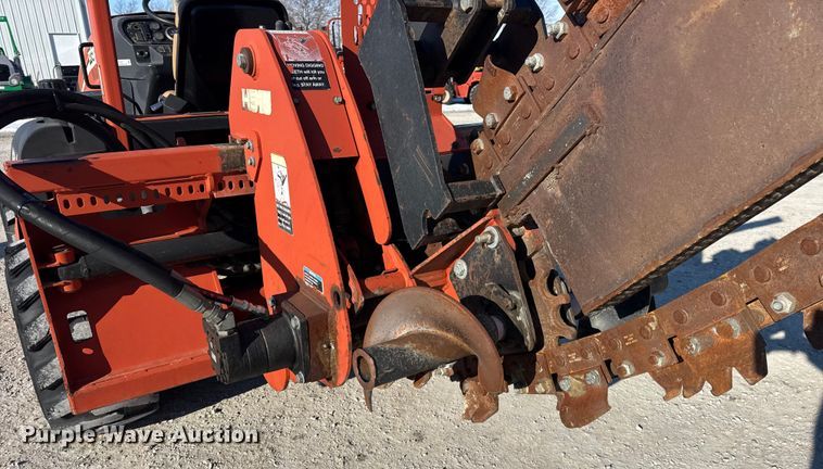 image for item ER0327 2007 Ditch Witch RT55 trencher