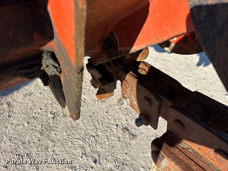image for item ER0327 2007 Ditch Witch RT55 trencher