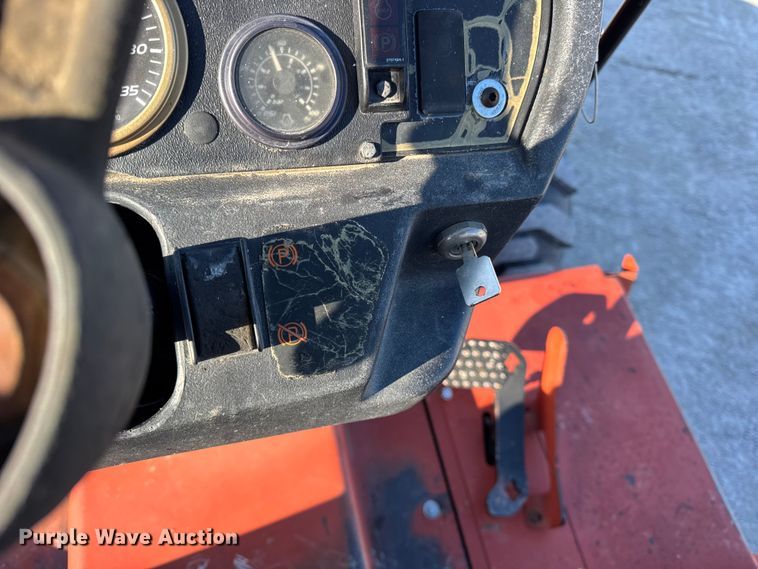 image for item ER0327 2007 Ditch Witch RT55 trencher