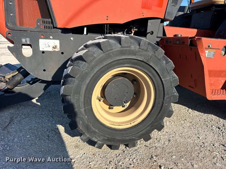 image for item ER0327 2007 Ditch Witch RT55 trencher