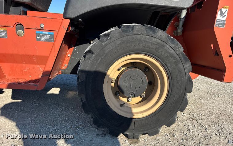 image for item ER0327 2007 Ditch Witch RT55 trencher