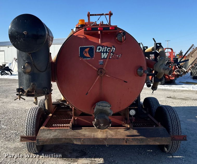 image for item ER0328 Ditch witch FX50 vacuum excavator