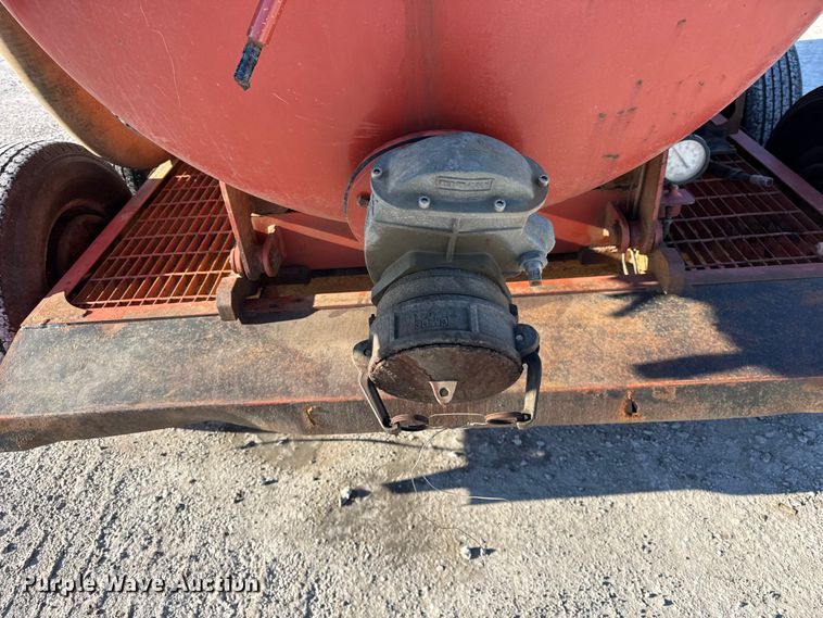 image for item ER0328 Ditch witch FX50 vacuum excavator