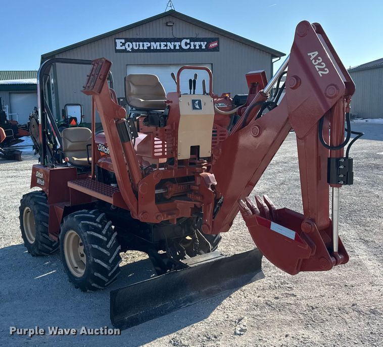 image for item ER0329 2005 Ditch Witch RT36 trencher