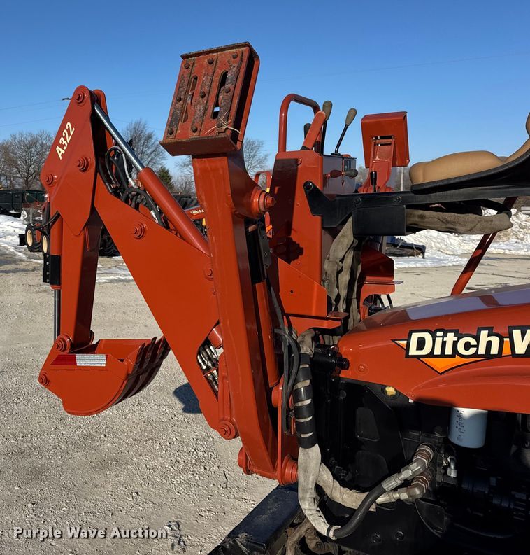 image for item ER0329 2005 Ditch Witch RT36 trencher