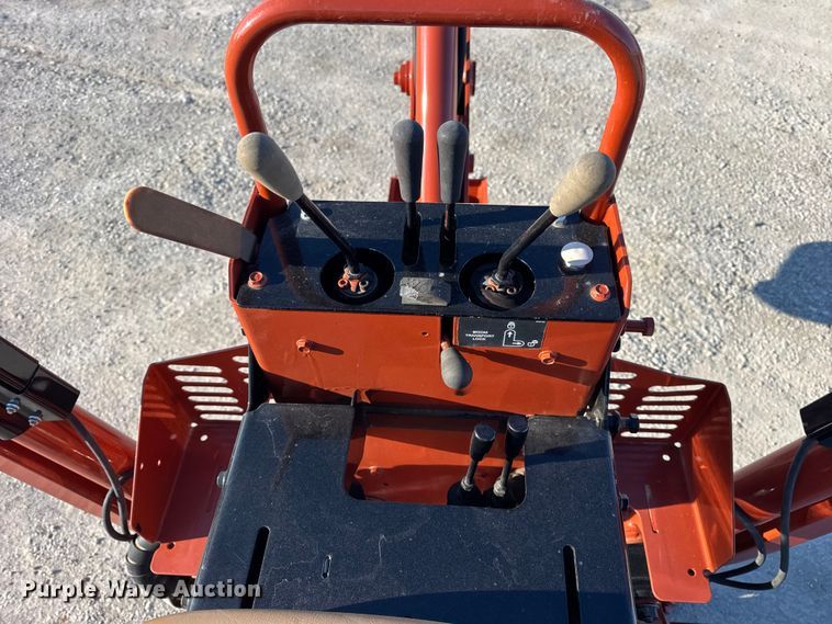 image for item ER0329 2005 Ditch Witch RT36 trencher