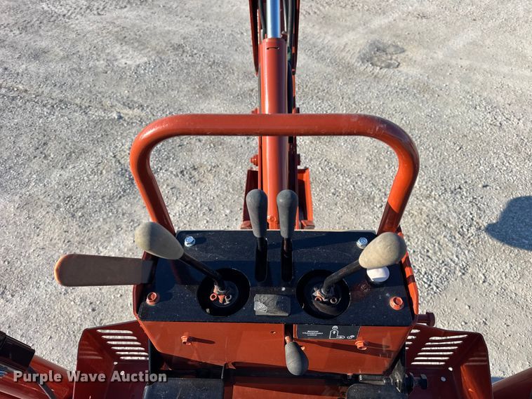 image for item ER0329 2005 Ditch Witch RT36 trencher