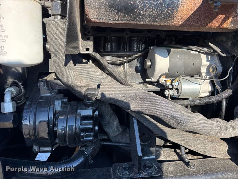 image for item ER0329 2005 Ditch Witch RT36 trencher