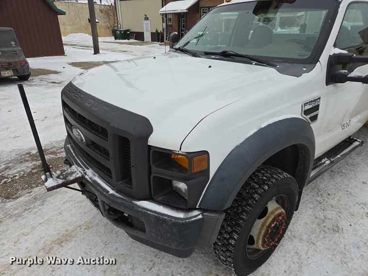 image for item ES2593 2008 Ford F450 bucket truck