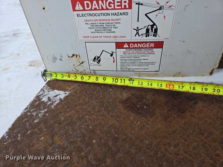 image for item ES2593 2008 Ford F450 bucket truck