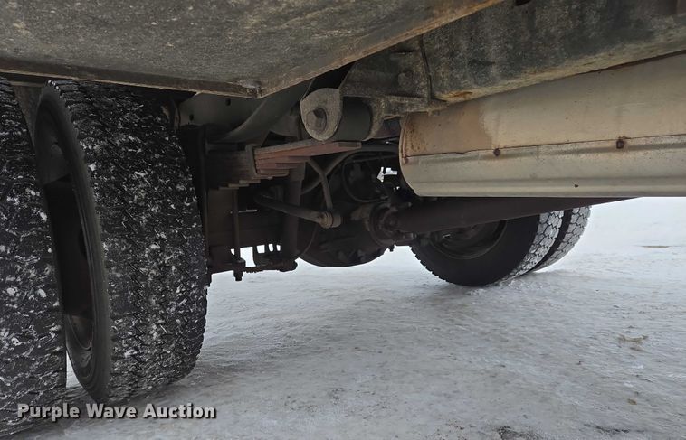 image for item ES2593 2008 Ford F450 bucket truck