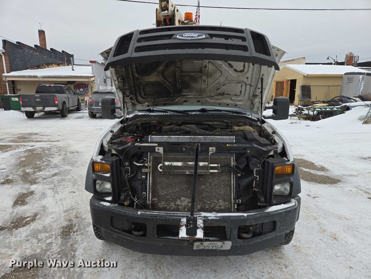 image for item ES2593 2008 Ford F450 bucket truck